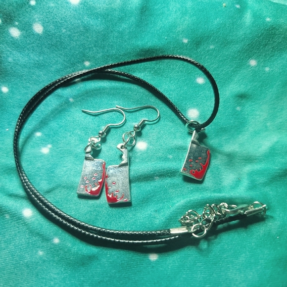 Halloween Bloody Meat Cleaver Set - Picture 1 of 2